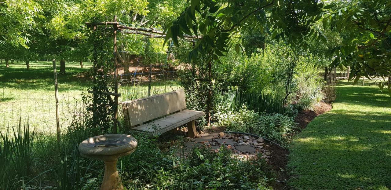 Millstream Inn Guest House Skeerpoort Екстериор снимка