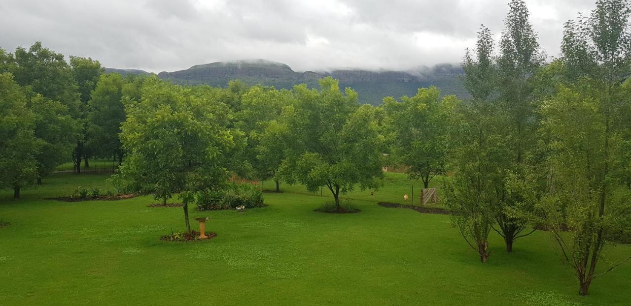 Millstream Inn Guest House Skeerpoort Екстериор снимка