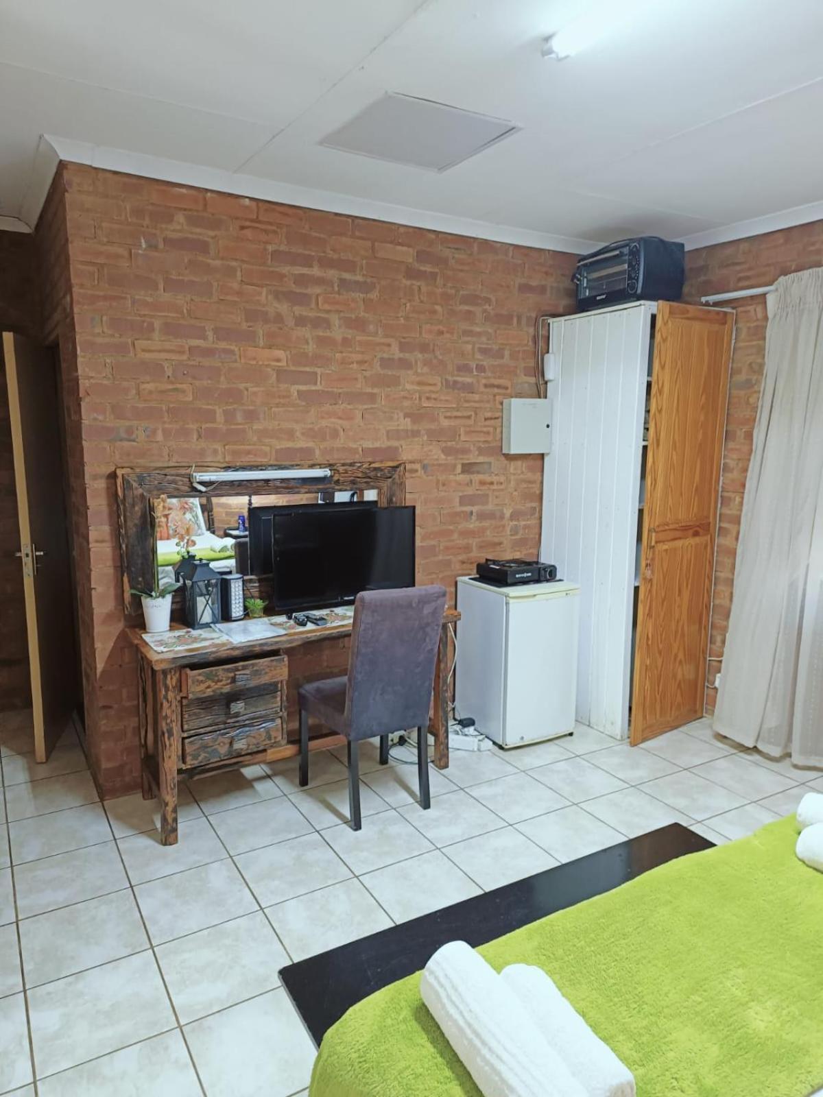 Millstream Inn Guest House Skeerpoort Стая снимка