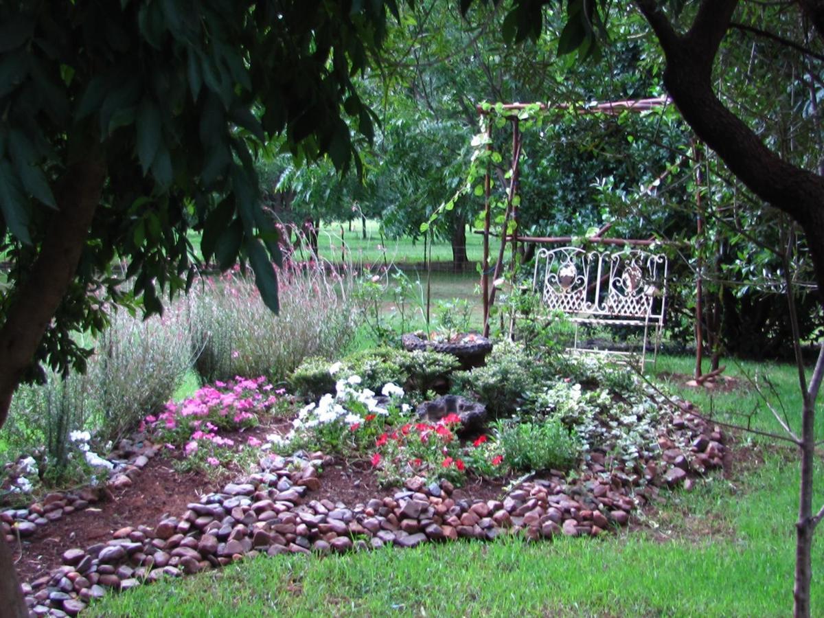 Millstream Inn Guest House Skeerpoort Екстериор снимка